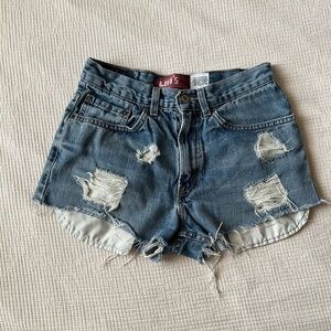 Levi’s 569 high rise 16 Regular Denim Jean Distressed Cut Off Shorts